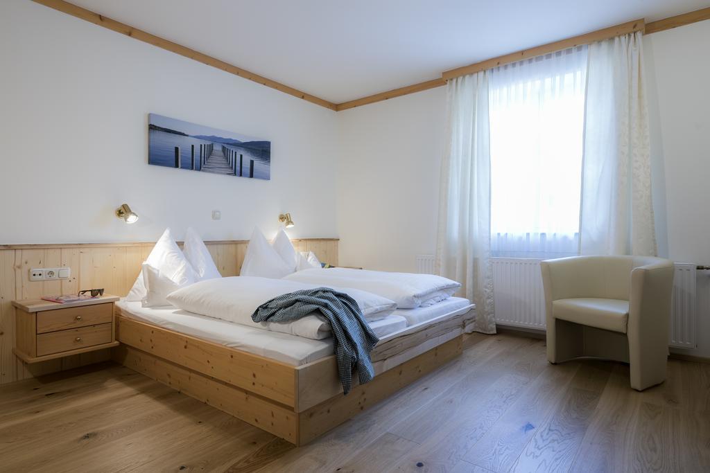 Hotel & Restaurant Ragginger Attersee Nussdorf am Attersee Extérieur photo