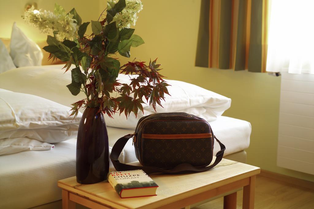Hotel & Restaurant Ragginger Attersee Nussdorf am Attersee Chambre photo